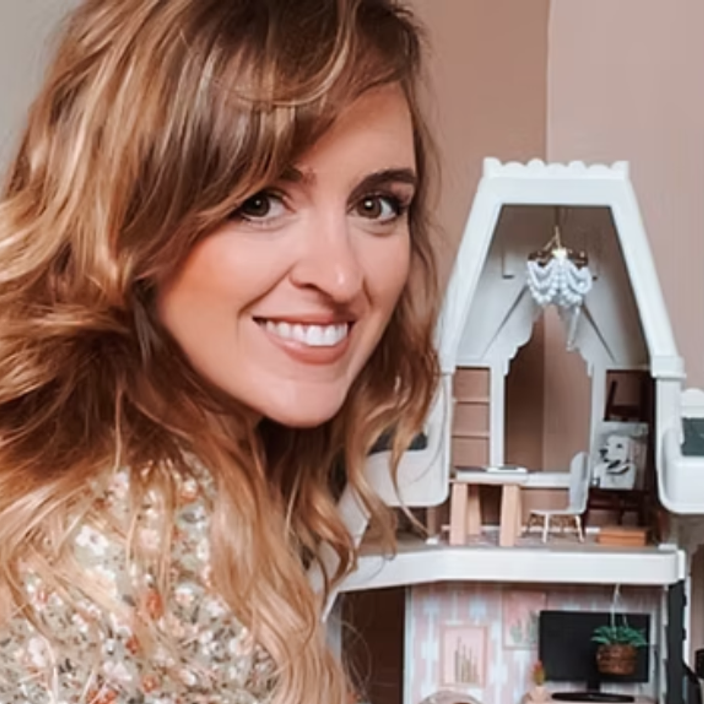 Kylie White of Whitespace Miniatures episode artwork