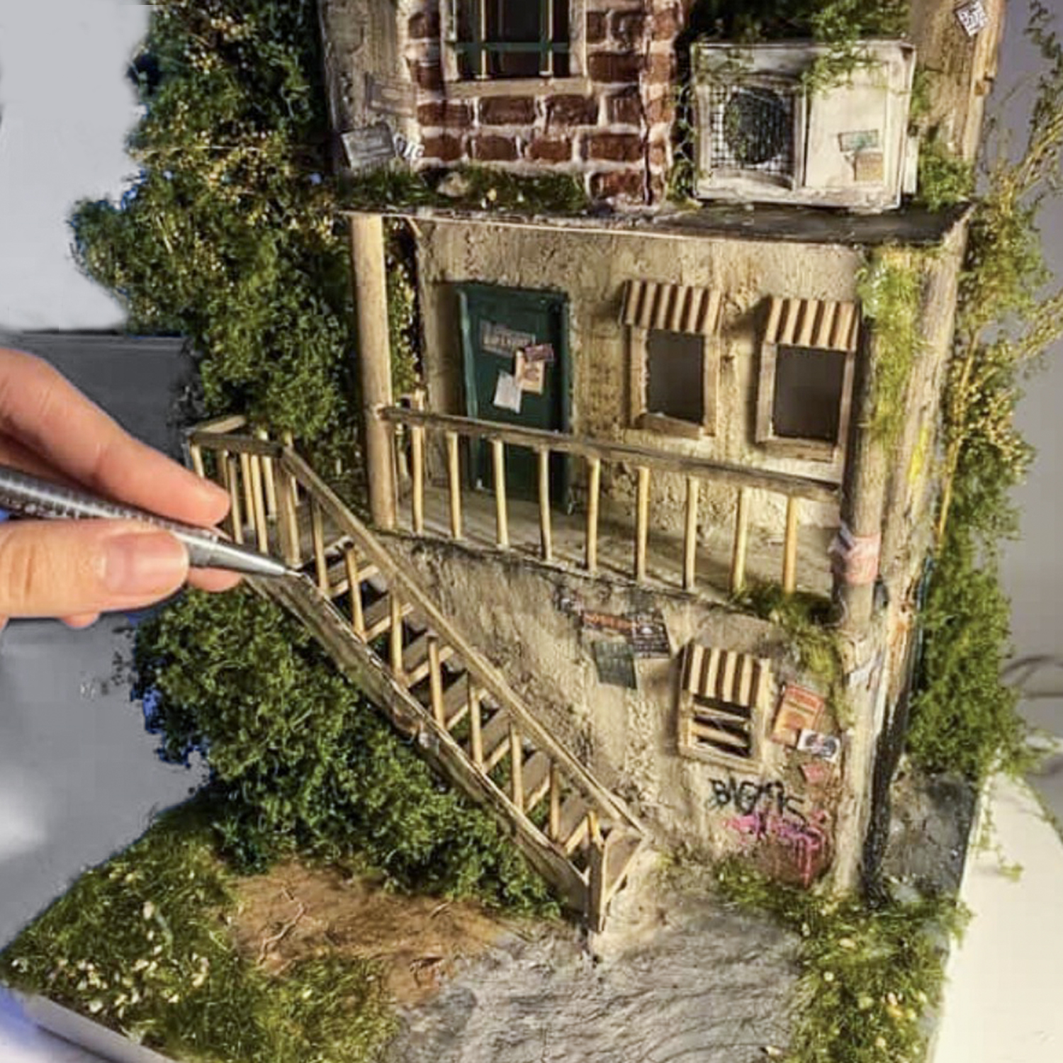 Nomxian - 18 year old prodigy diorama maker episode artwork