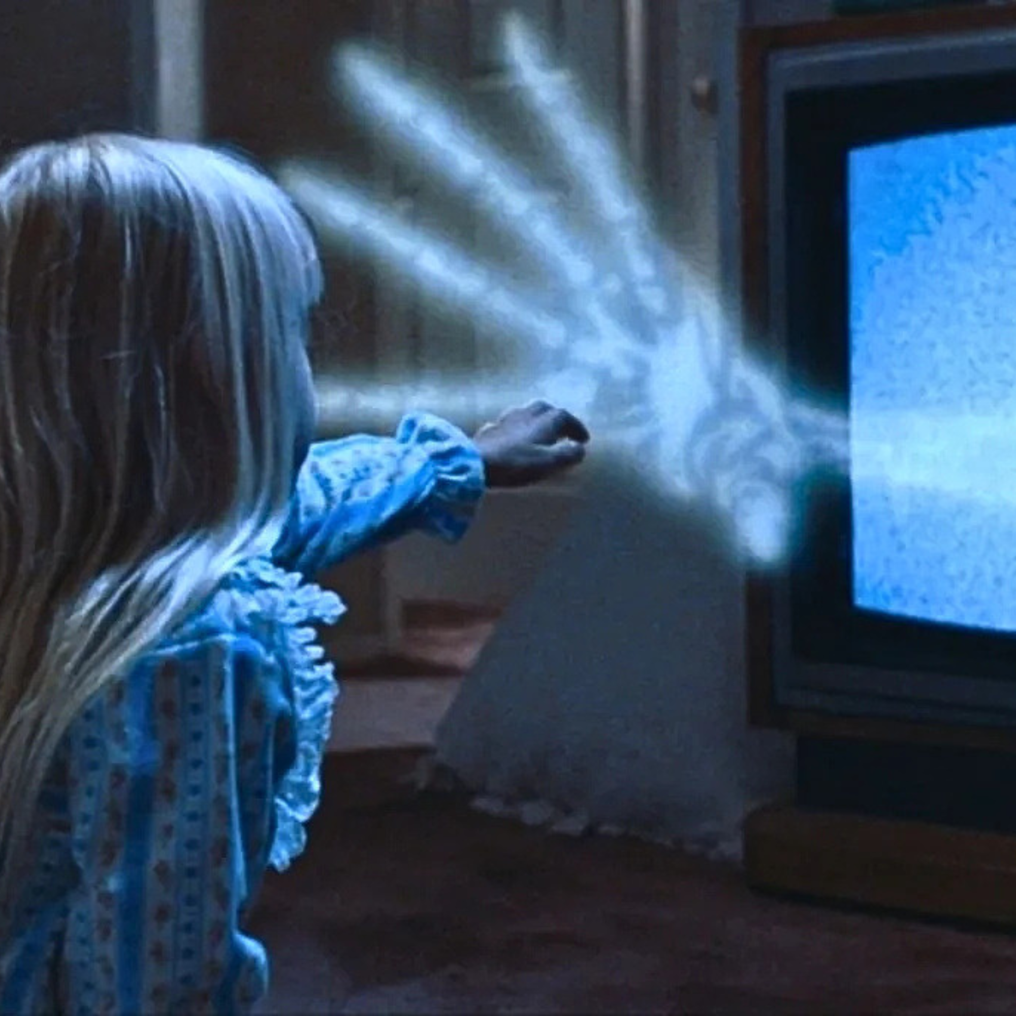 POLTERGEIST (1982) | The Dark Cost of the American Dream 
