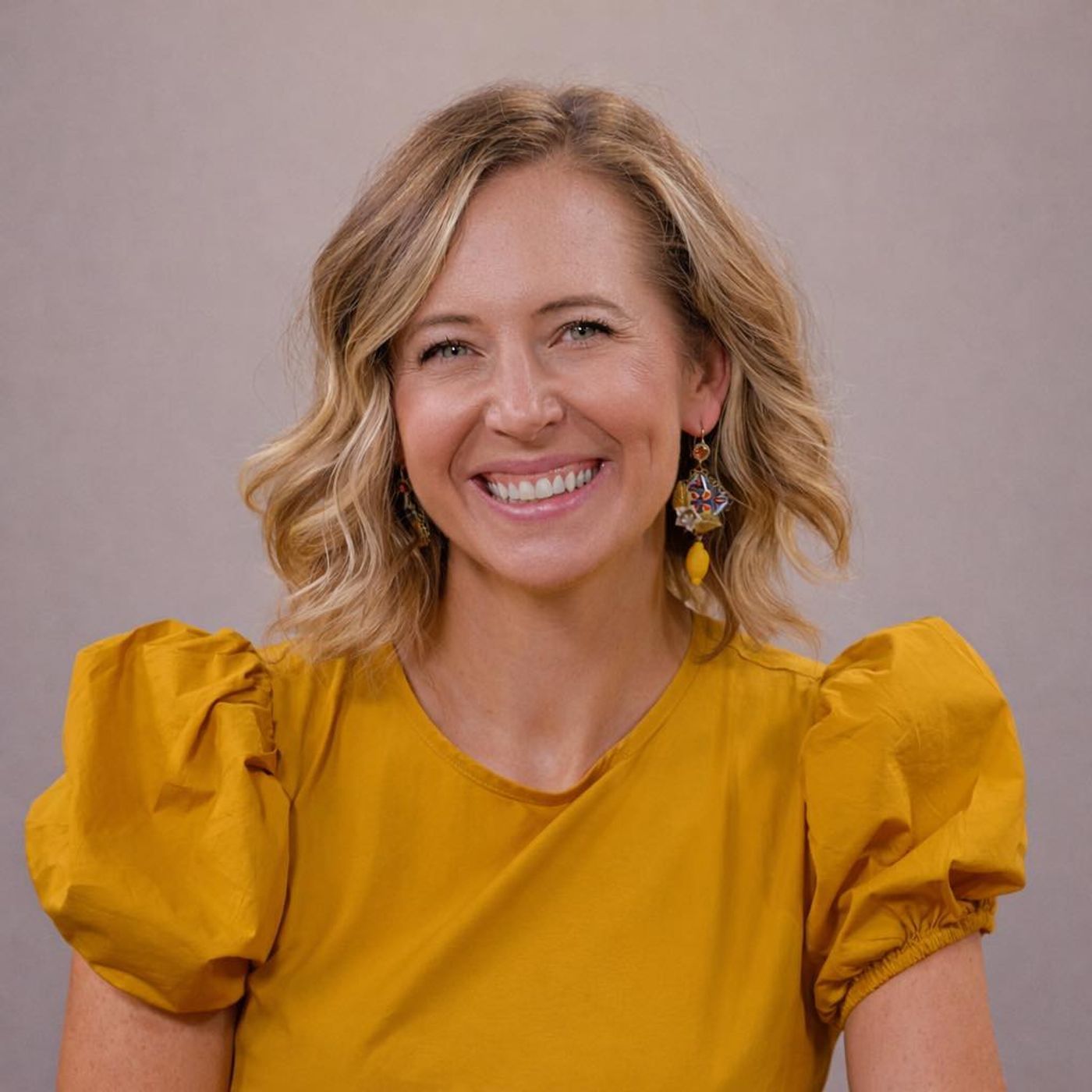 Amy Scalia: Making Connection By Sharing Struggle & Choosing Hope episode artwork