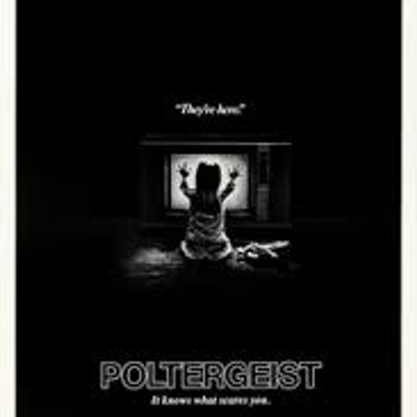 They Used REAL Skeletons?! 💀 Poltergeist (1982) Review